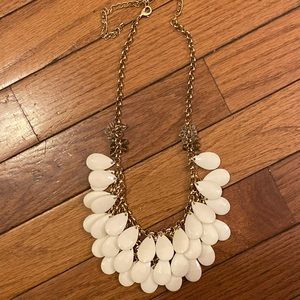 Ladies Fashion Bib Necklace